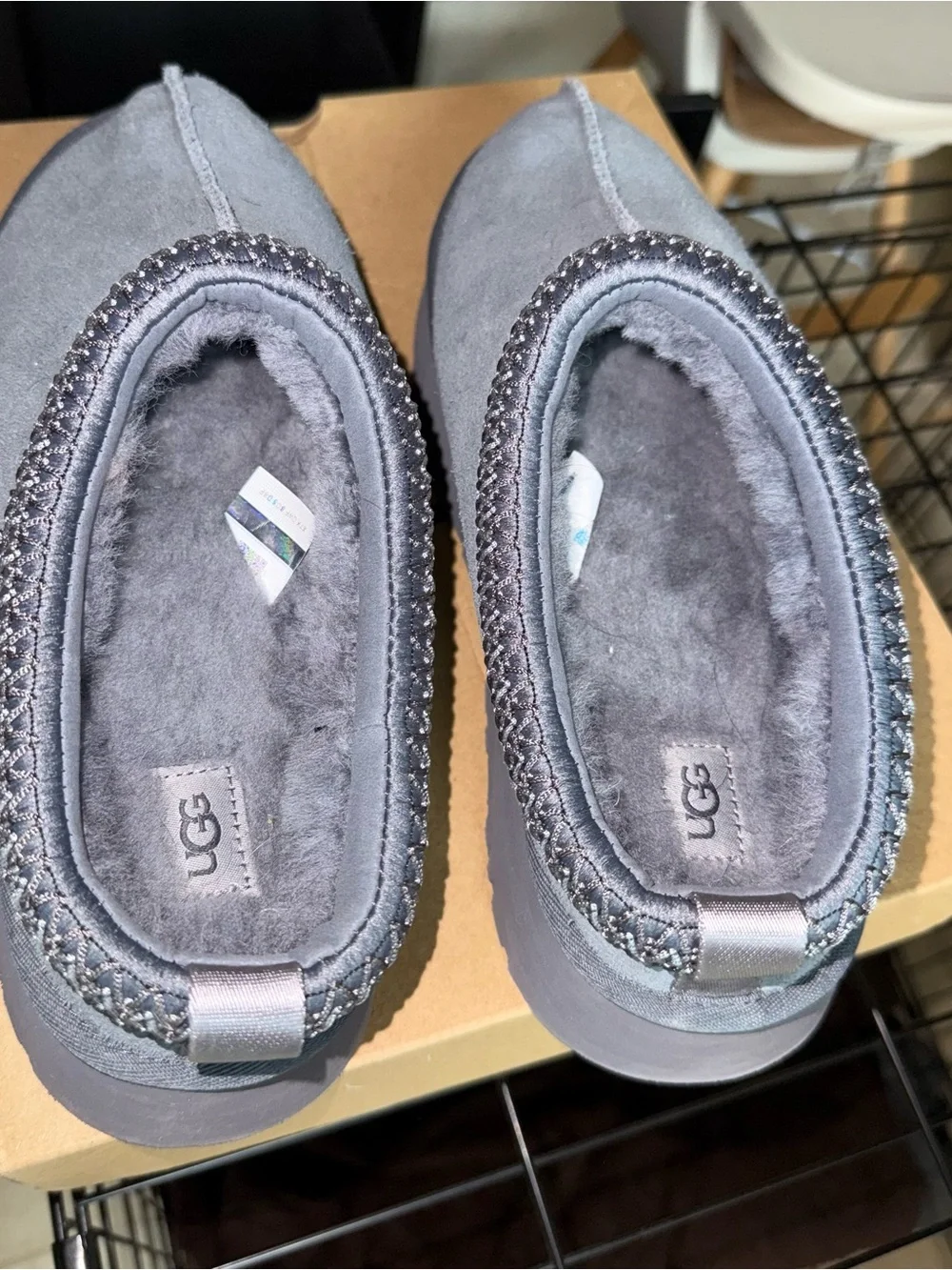 UGG Tazz II